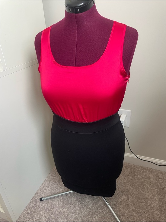 Forever 21 Dresses & Skirts - BRAND NEW ❤️ F21 Body Con Dress